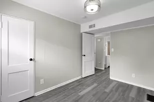 442 S Hampton Rd, Columbus, OH 43213 - Photo 19