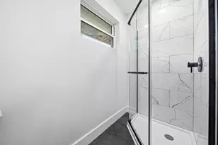 1301 Bernhard Rd, Columbus, OH 43227 - Photo 21