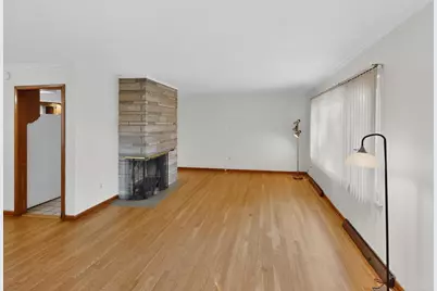 110 Miller Avenue, Mount Vernon, OH 43050 - Photo 3