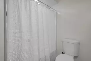 954 Clarendon Ave, Columbus, OH 43223 - Photo 21