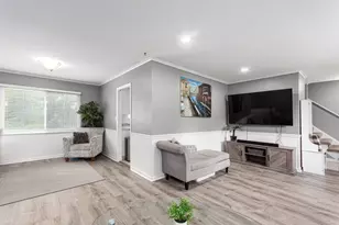 2403 White Rd, Grove City, OH 43123 - Photo 9