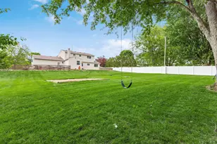 2403 White Rd, Grove City, OH 43123 - Photo 35