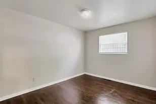 2535 Bulen Ave, Columbus, OH 43207 - Photo 19