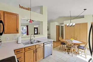 1338 Bluffton Ct, Columbus, OH 43228 - Photo 19