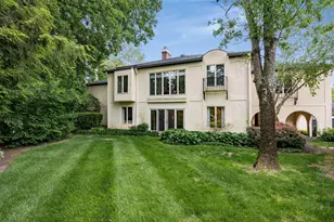 100 Bishop Square, Bexley, OH 43209 - Photo 3