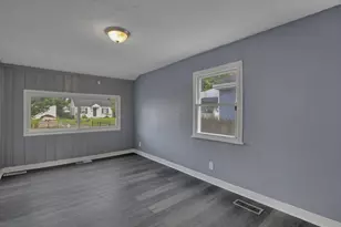 588 S Waverly St, Columbus, OH 43213 - Photo 5
