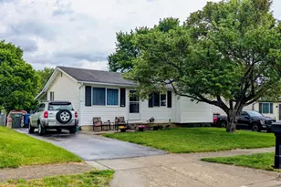 1705 Ripplebrook Rd, Columbus, OH 43223 - Photo 3