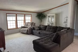 299 Ronald Dr, Pataskala, OH 43062 - Photo 1