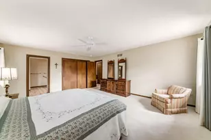 98 Walcreek Dr W, Columbus, OH 43230 - Photo 49