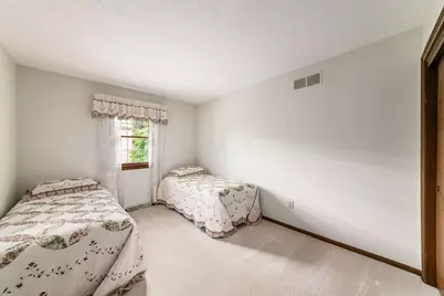 98 Walcreek Drive W, Columbus, OH 43230 - Photo 47