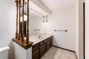 98 Walcreek Dr W, Columbus, OH 43230 - Photo 53