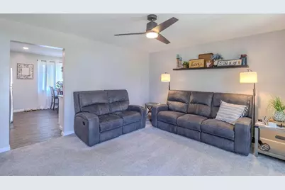 815 Lakeview Drive, Marysville, OH 43040 - Photo 5