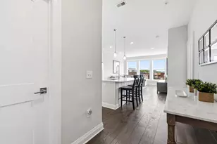 751 N 6th St, Columbus, OH 43215 - Photo 5
