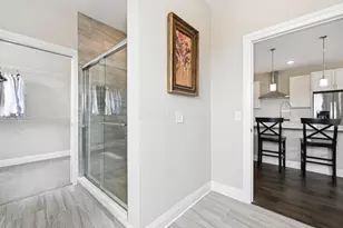 751 N 6th St, Columbus, OH 43215 - Photo 23