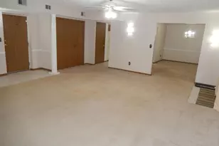3939 Karl Rd, Columbus, OH 43224 - Photo 5