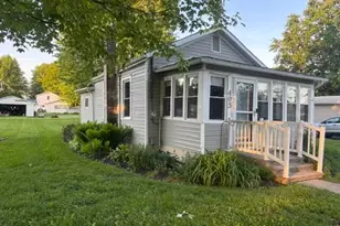 403 E Buckeye St, Belle Center, OH 43310 - Photo 3