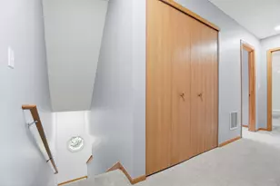 3594 Revolutionary Dr, Columbus, OH 43207 - Photo 21