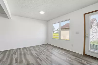 3594 Revolutionary Drive, Columbus, OH 43207 - Photo 17
