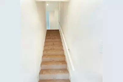 1404 Indianola Avenue, Columbus, OH 43201 - Photo 15