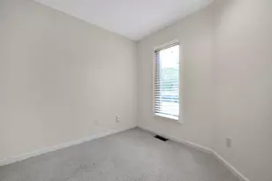 1627 Coppertree Rd, Columbus, OH 43232 - Photo 7