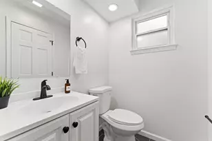 2193 Blackoak Ave, Columbus, OH 43229 - Photo 19