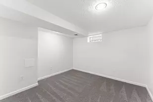2193 Blackoak Ave, Columbus, OH 43229 - Photo 23