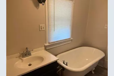 1337 E Main Street, Coshocton, OH 43812 - Photo 17