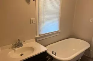 1337 E Main St, Coshocton, OH 43812 - Photo 17