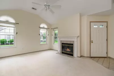 3832 Falls Circle Drive #22, Hilliard, OH 43026 - Photo 7