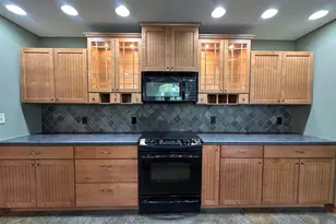 1060 Damon Dr, Washington Court House, OH 43160 - Photo 13
