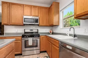 2037 Kingman Ct, Lewis Center, OH 43035 - Photo 11