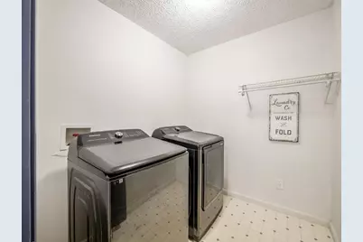 2001 Queens Meadow Lane, Grove City, OH 43123 - Photo 25