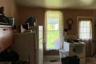 18 Republic Ave, Glouster, OH 45732 - Photo 7