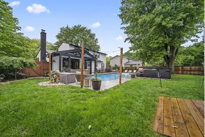 1738 Hickory Hill Drive, Columbus, OH 43228 - Photo 65