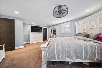 1738 Hickory Hill Drive, Columbus, OH 43228 - Photo 17