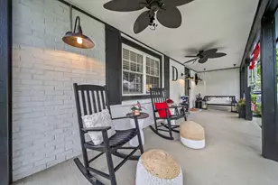 1738 Hickory Hill Dr, Columbus, OH 43228 - Photo 17