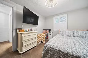 1738 Hickory Hill Dr, Columbus, OH 43228 - Photo 29