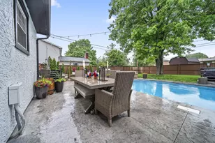1738 Hickory Hill Dr, Columbus, OH 43228 - Photo 55
