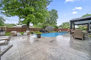 1738 Hickory Hill Dr, Columbus, OH 43228 - Photo 63