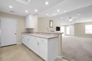 8039 Farm Crossing Cir, Powell, OH 43065 - Photo 17