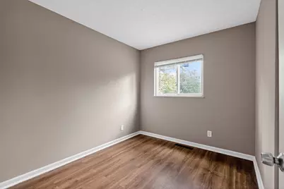 1519 Grovewood Drive, Columbus, OH 43207 - Photo 9