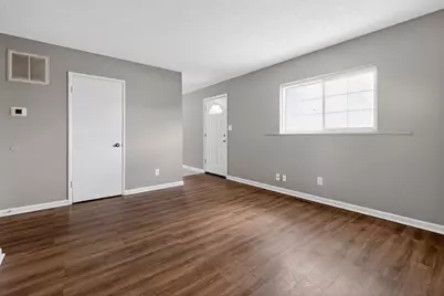 1519 Grovewood Drive, Columbus, OH 43207 - Photo 5
