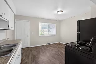 1340 Wick Ct, Columbus, OH 43207 - Photo 17