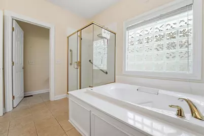 1059 Kempton Run Drive, Columbus, OH 43235 - Photo 31