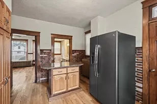 524 E Oakwood Ave, Bucyrus, OH 44820 - Photo 7