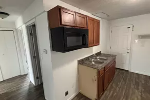 2637 Ontario Ave, Dayton, OH 45414 - Photo 3