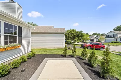 643 Rainbow Drive, Marysville, OH 43040 - Photo 3
