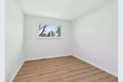 5084 Refugee Road, Columbus, OH 43232 - Photo 17