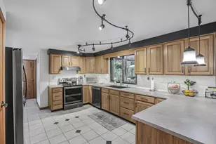 80 Lodge Ln, Sugar Grove, OH 43155 - Photo 17