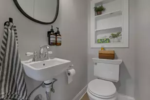 110 W Dunedin Rd, Columbus, OH 43214 - Photo 25